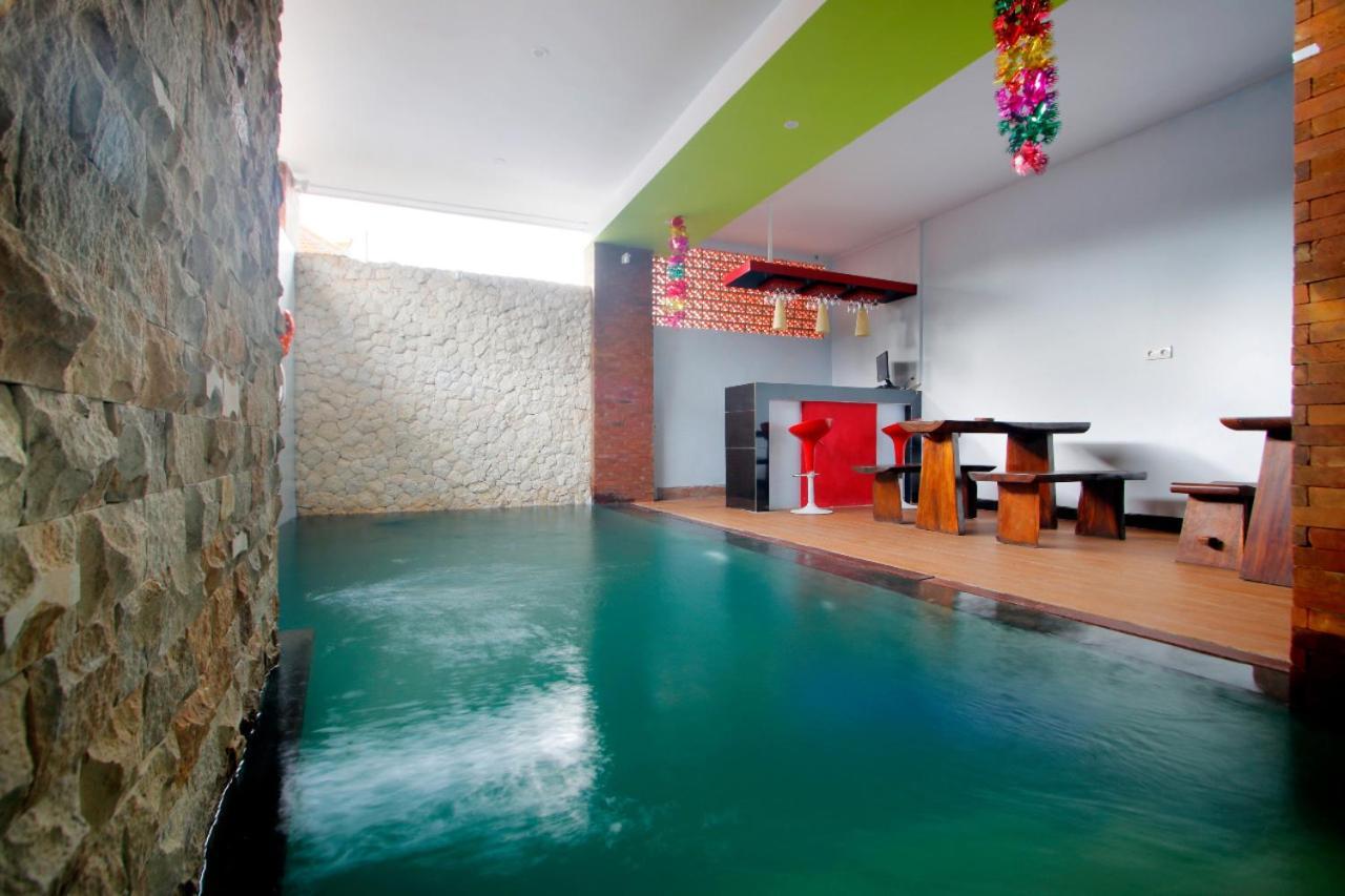 Valomia Guest House Kerobokan  Luaran gambar